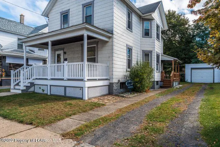 512 Park Street, Moosic in Moosic