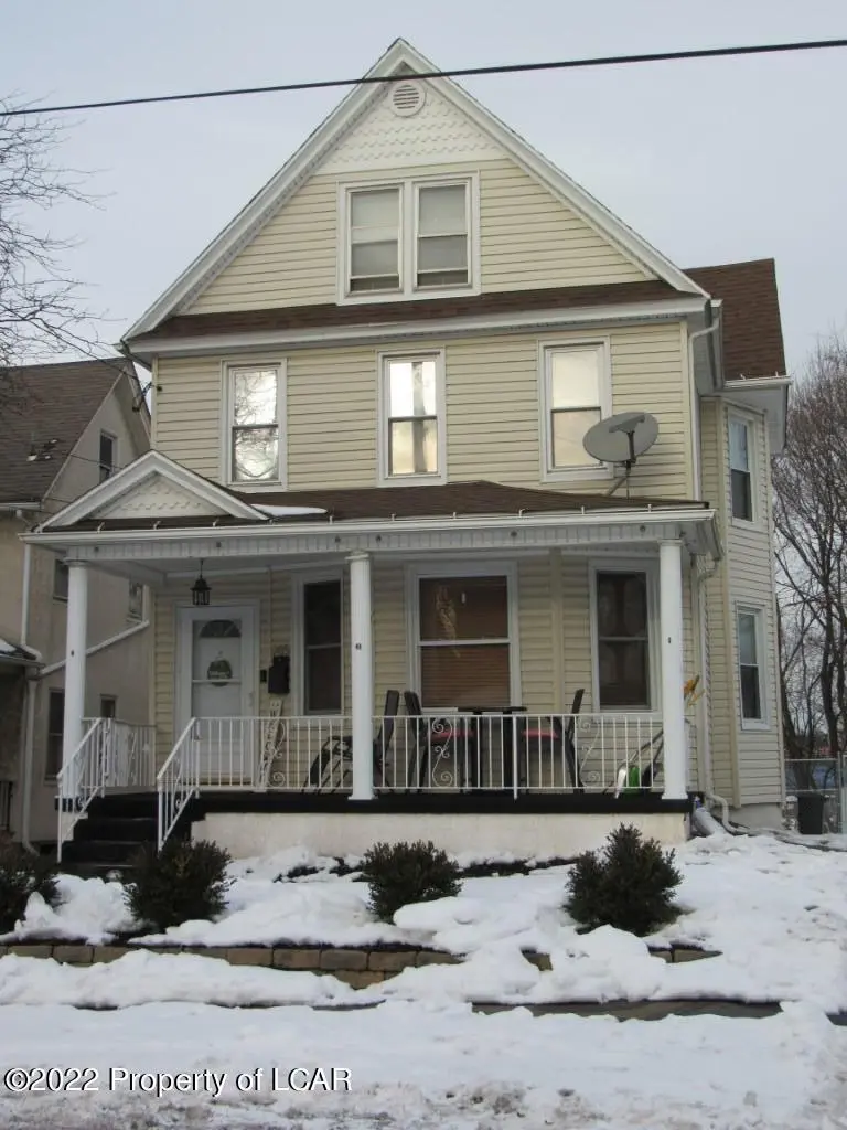 205 E Grove Street, Dunmore in Dunmore