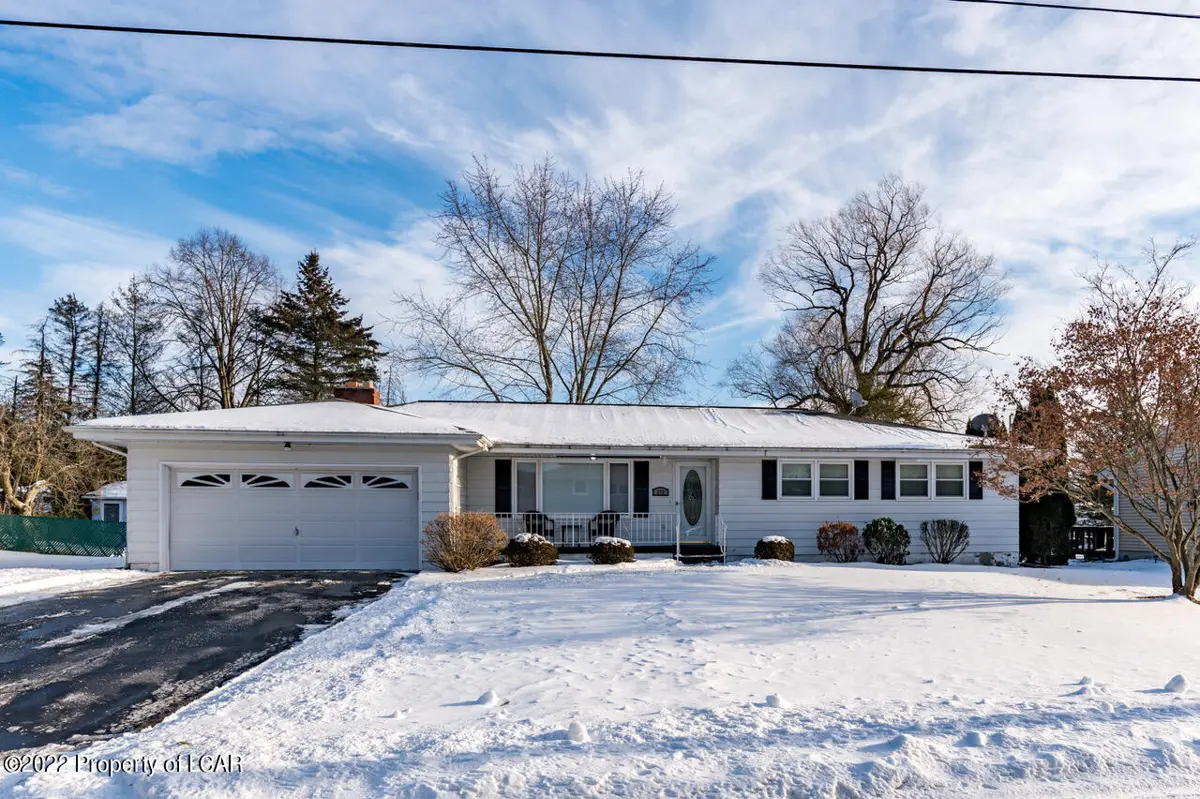 375 Greenpond Road, Shavertown in Shavertown