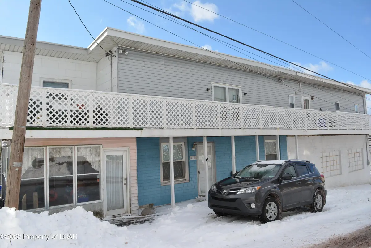 438 E 6th Street, Hazleton in Hazleton