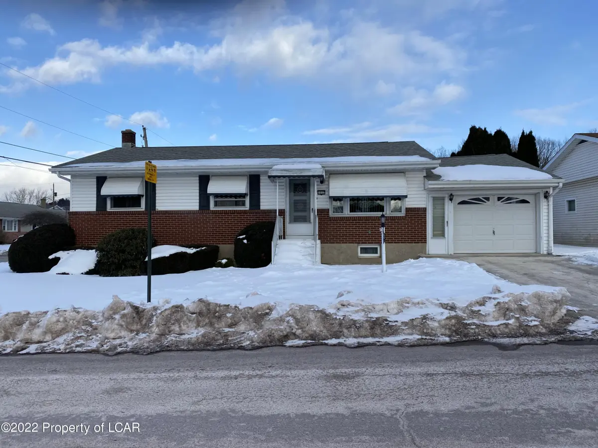 1017 Carson Street, Hazleton in Hazleton
