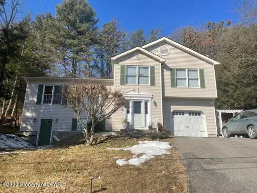 2223 Clearview Drive, East Stroudsburg in East Stroudsburg