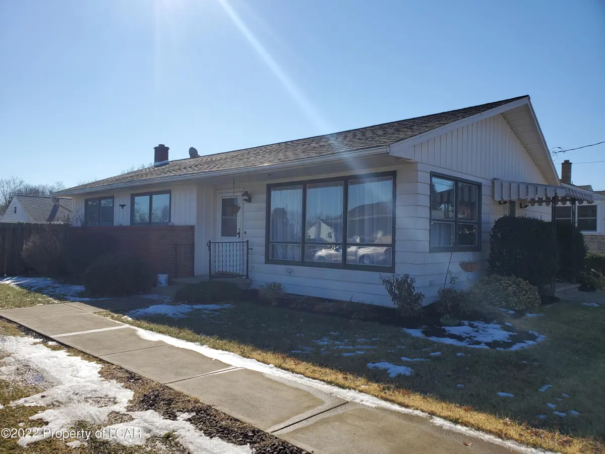 121 Hemlock Street, Swoyersville in Swoyersville