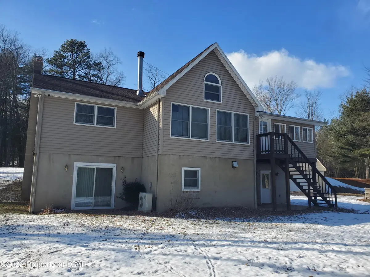 5896 Main Road, Hunlock Creek in Hunlock Creek