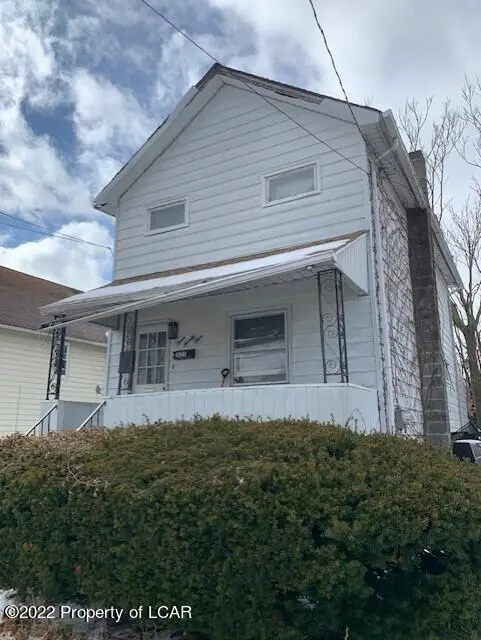 325 High Street, Wilkes-Barre in Wilkes-Barre