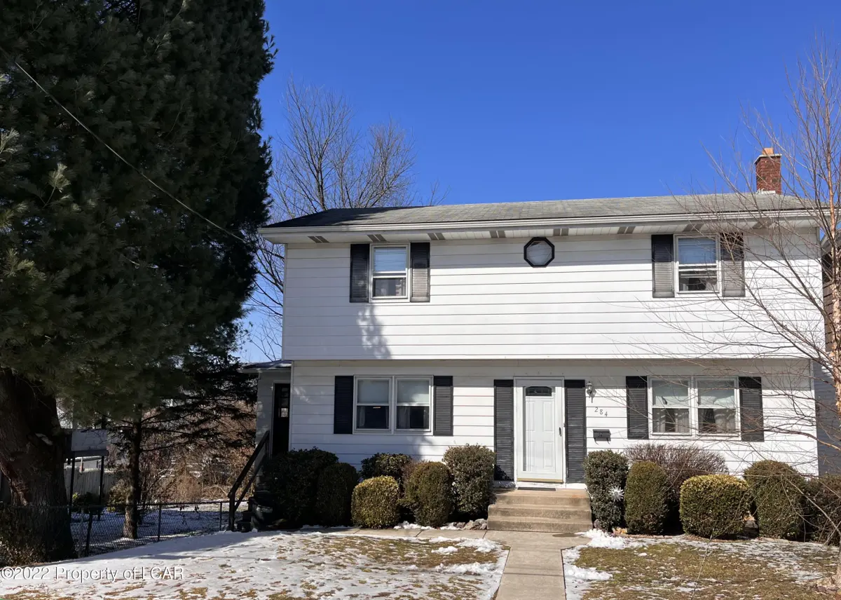 284 E Noble Street, Nanticoke in Nanticoke