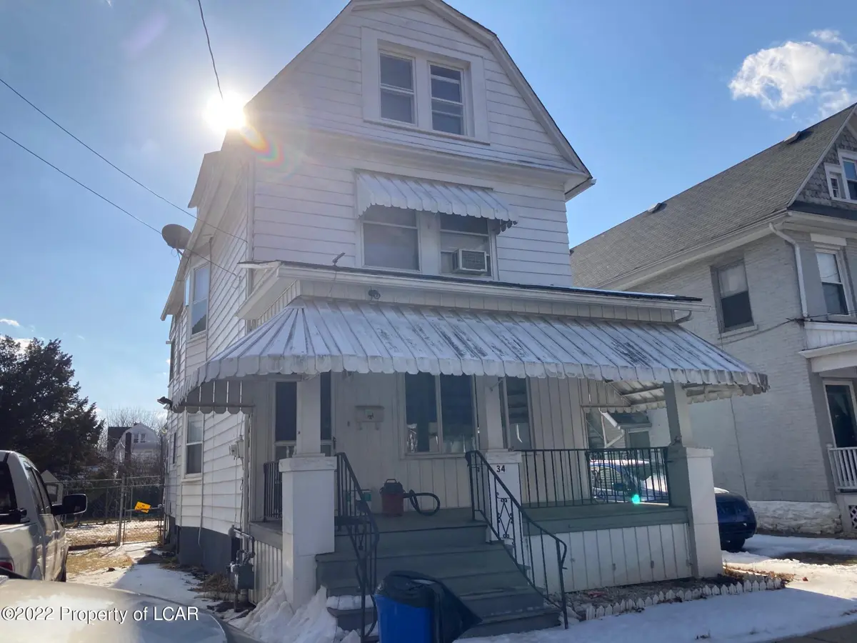 34 Oak Street, Wilkes-Barre in Wilkes-Barre