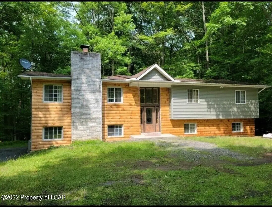 1744 Stag Run, Pocono Lake in Pocono Lake