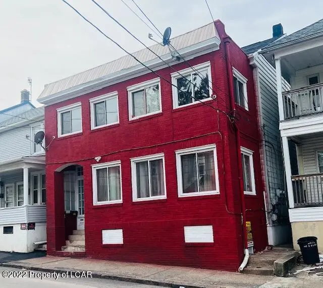 108 S Cedar Street, Hazleton in Hazleton