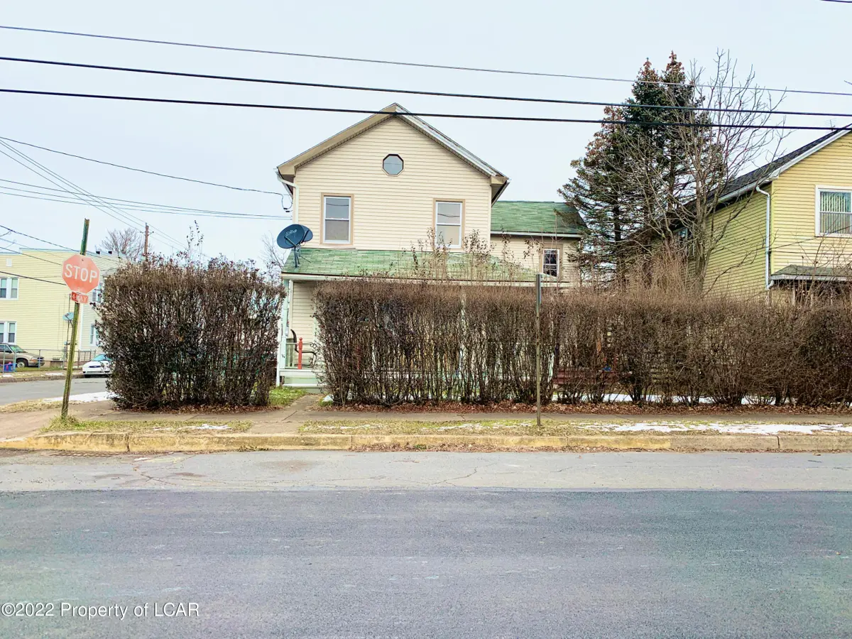 164 Austin Avenue, Wilkes-Barre in Wilkes-Barre