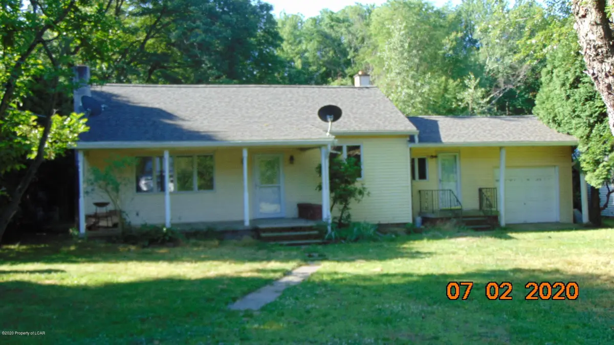 390 PROSPECT Road, Mountain Top in Mountain Top
