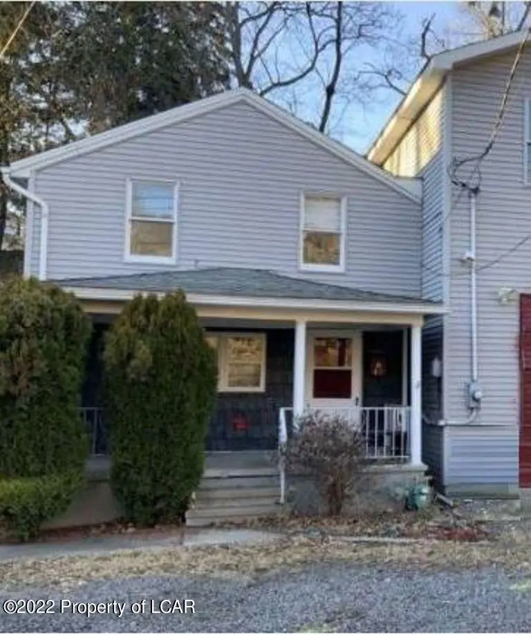 40 CARVERTON Road, Trucksville in Trucksville