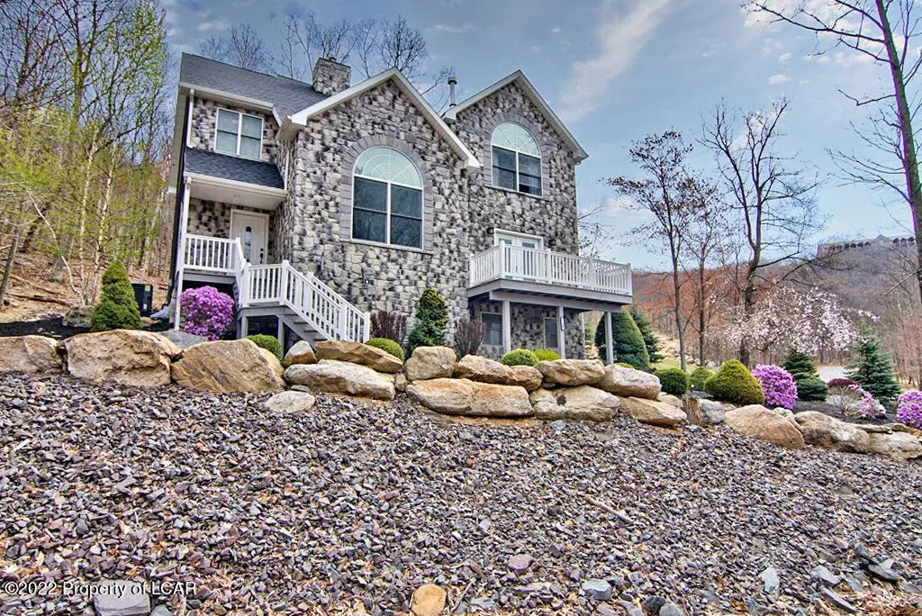 74 Quapaw Drive, Hazle Township in Hazle Township