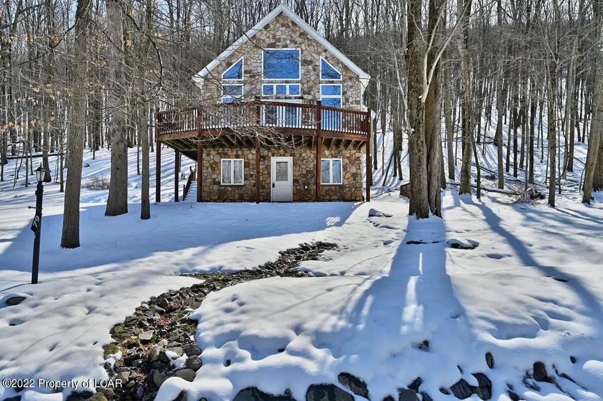79 Muskegon Circle, Hazle Township in Hazle Township