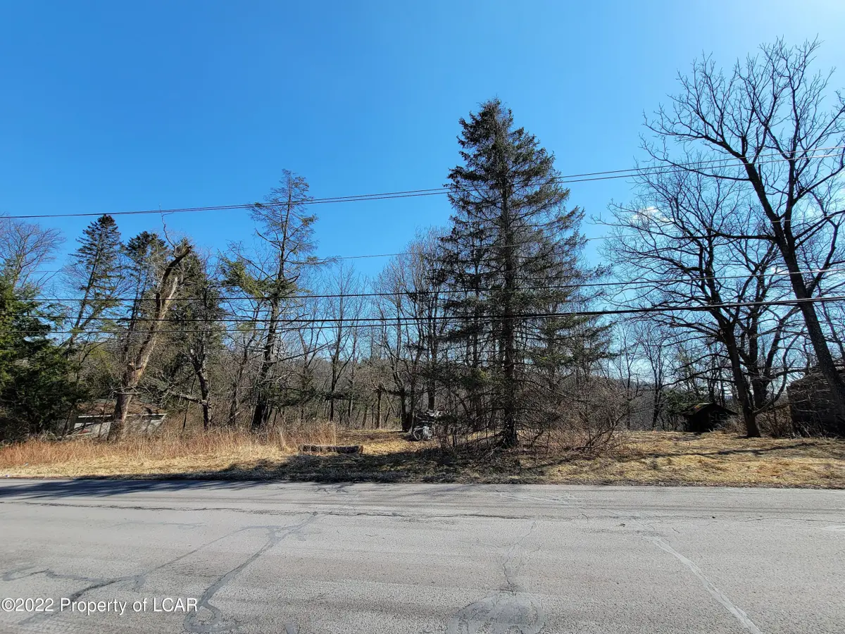 Jackson Road, Shavertown in Shavertown