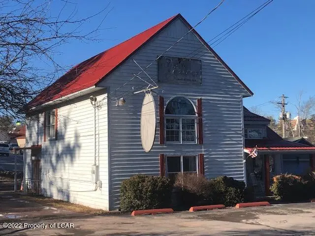 115 W Center Hill Road, Dallas in Dallas