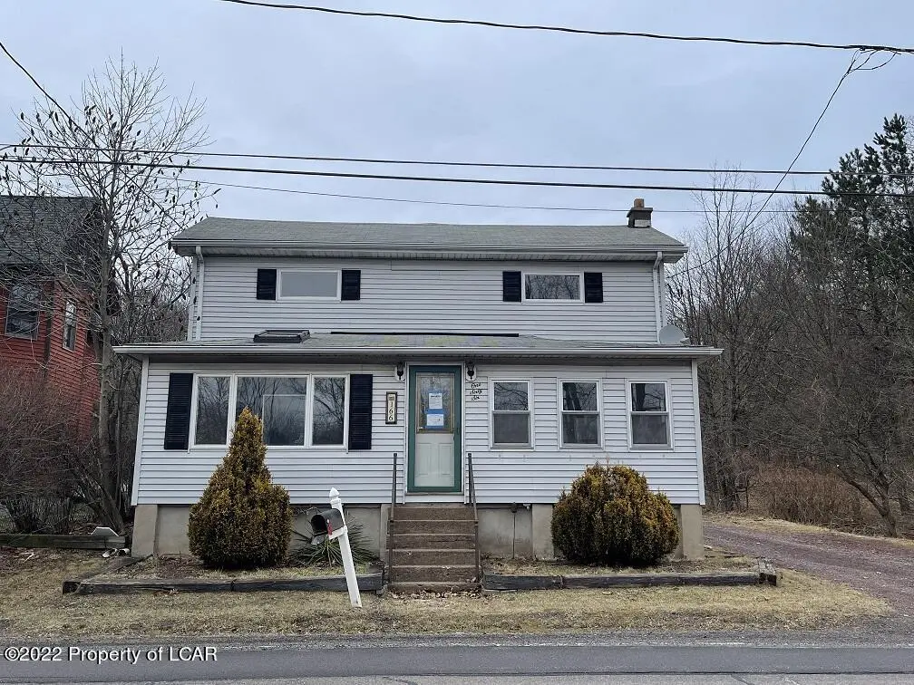 166 Woodlawn Avenue, Mountain Top in Mountain Top