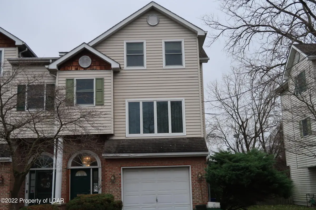 116 S Thomas Avenue, Edwardsville in Edwardsville