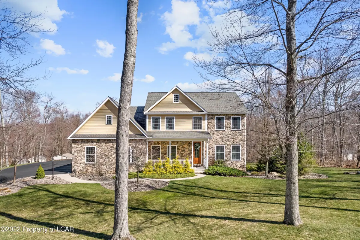 701 Ice House Drive, Mountain Top in Mountain Top