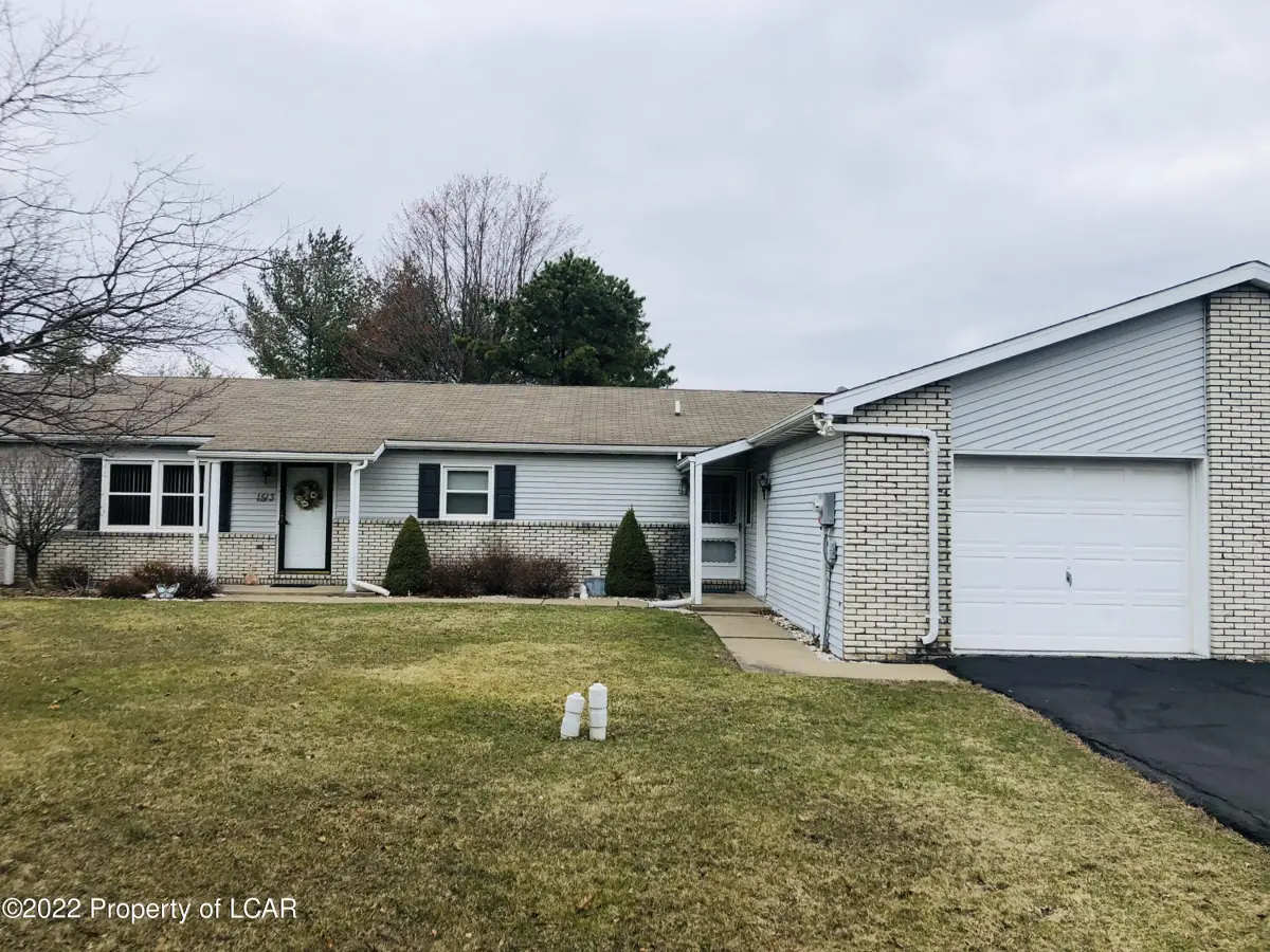 1513 Poolside Drive, Hazle Township in Hazle Township