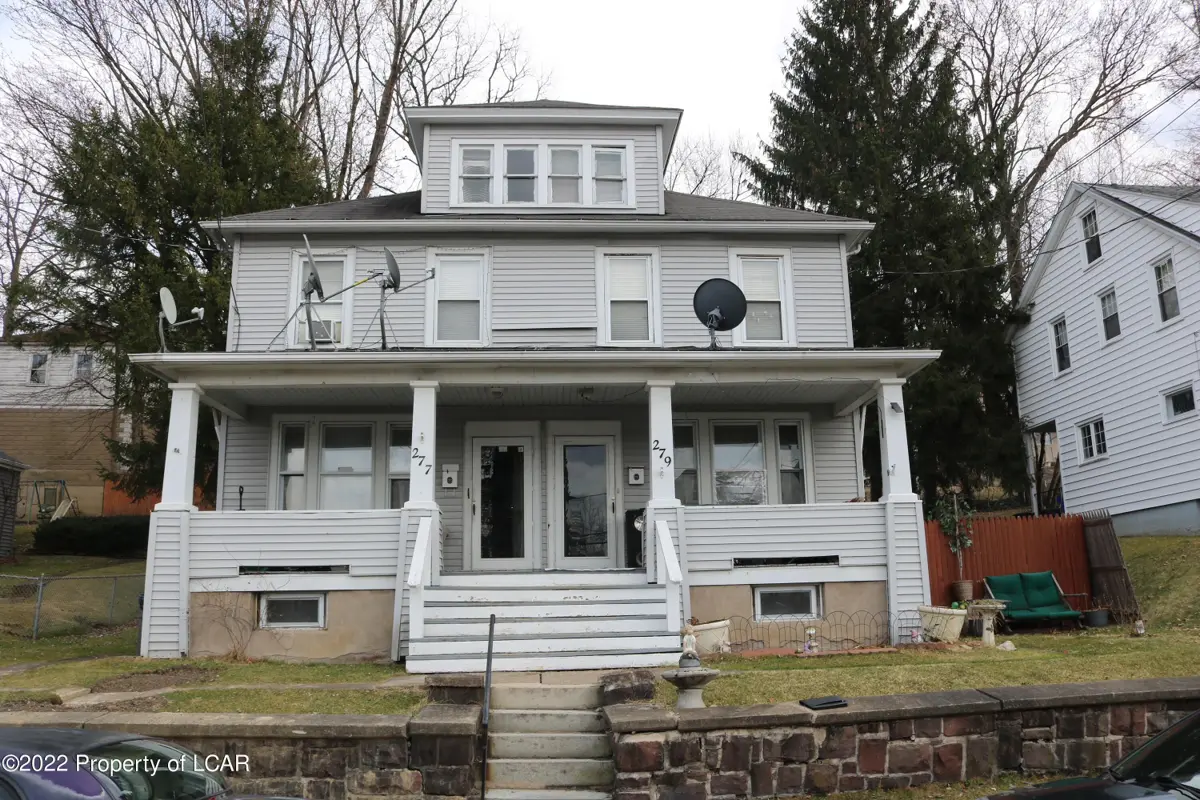 277-279 Lee Park Avenue, Hanover Township in Hanover Township