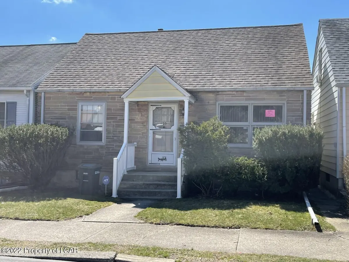 430 Carleton Avenue, Hazleton in Hazleton