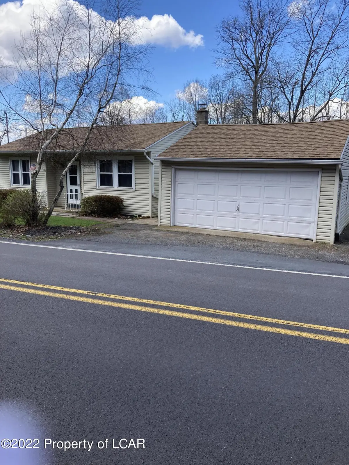 397 F00THILLS Drive, Drums in Drums
