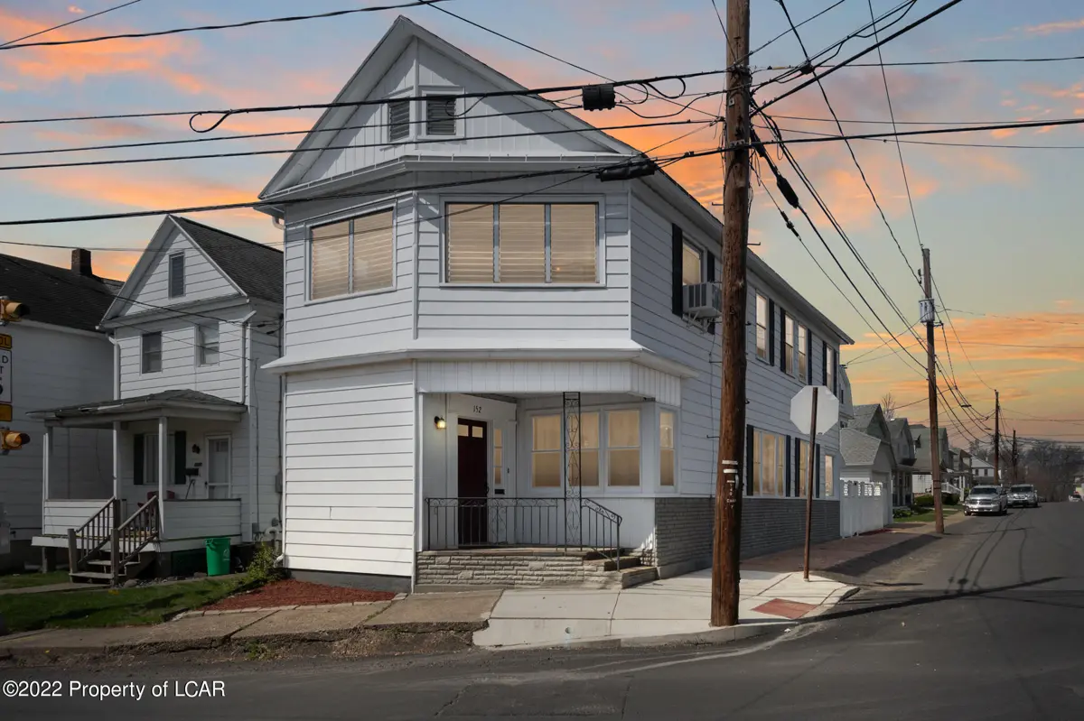 152 S Main Street, Plains in Plains