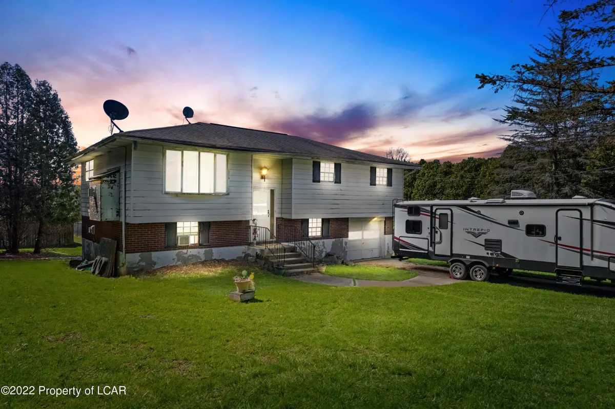 559 Culver Hill Road, Pittston in Pittston
