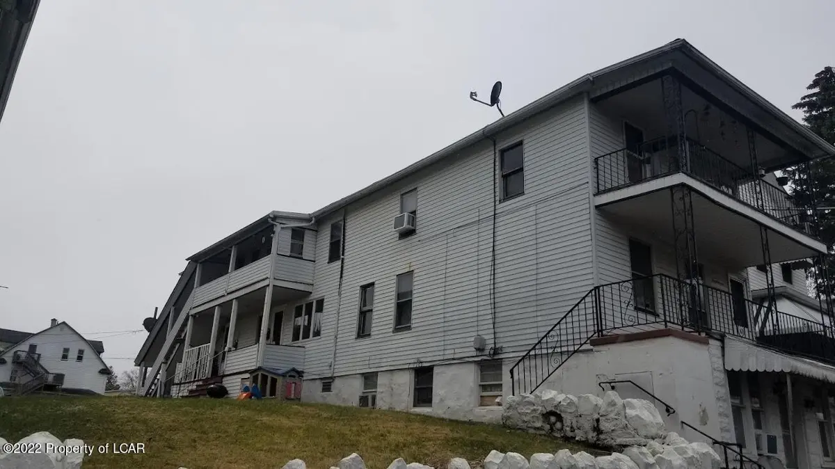 511 Emmett Street, Scranton in Scranton