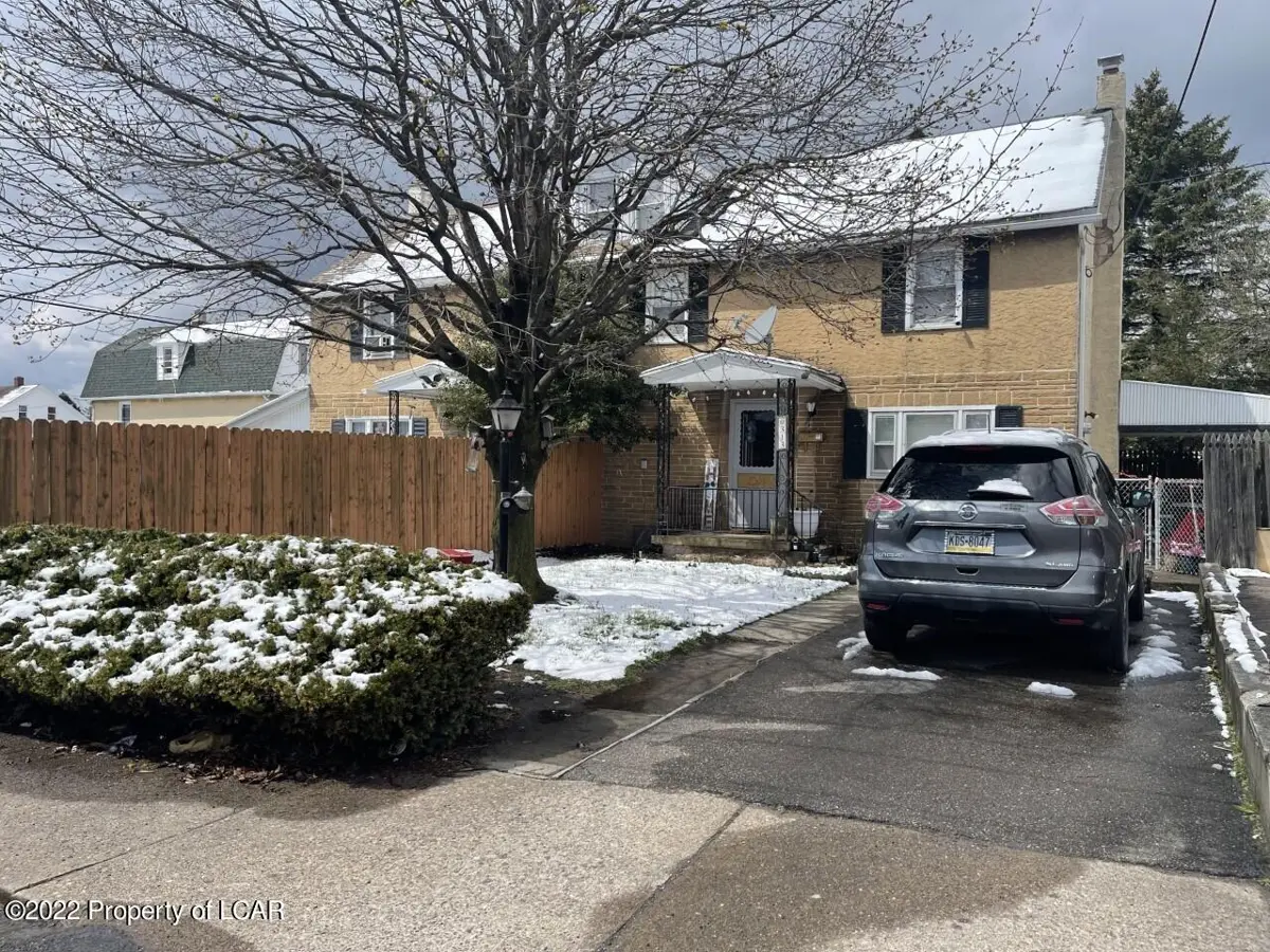313 W 17th Street, Hazleton in Hazleton