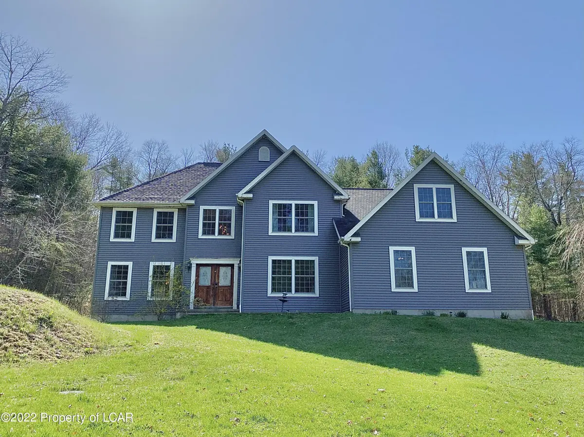 425 Zbick Road, Shavertown in Shavertown