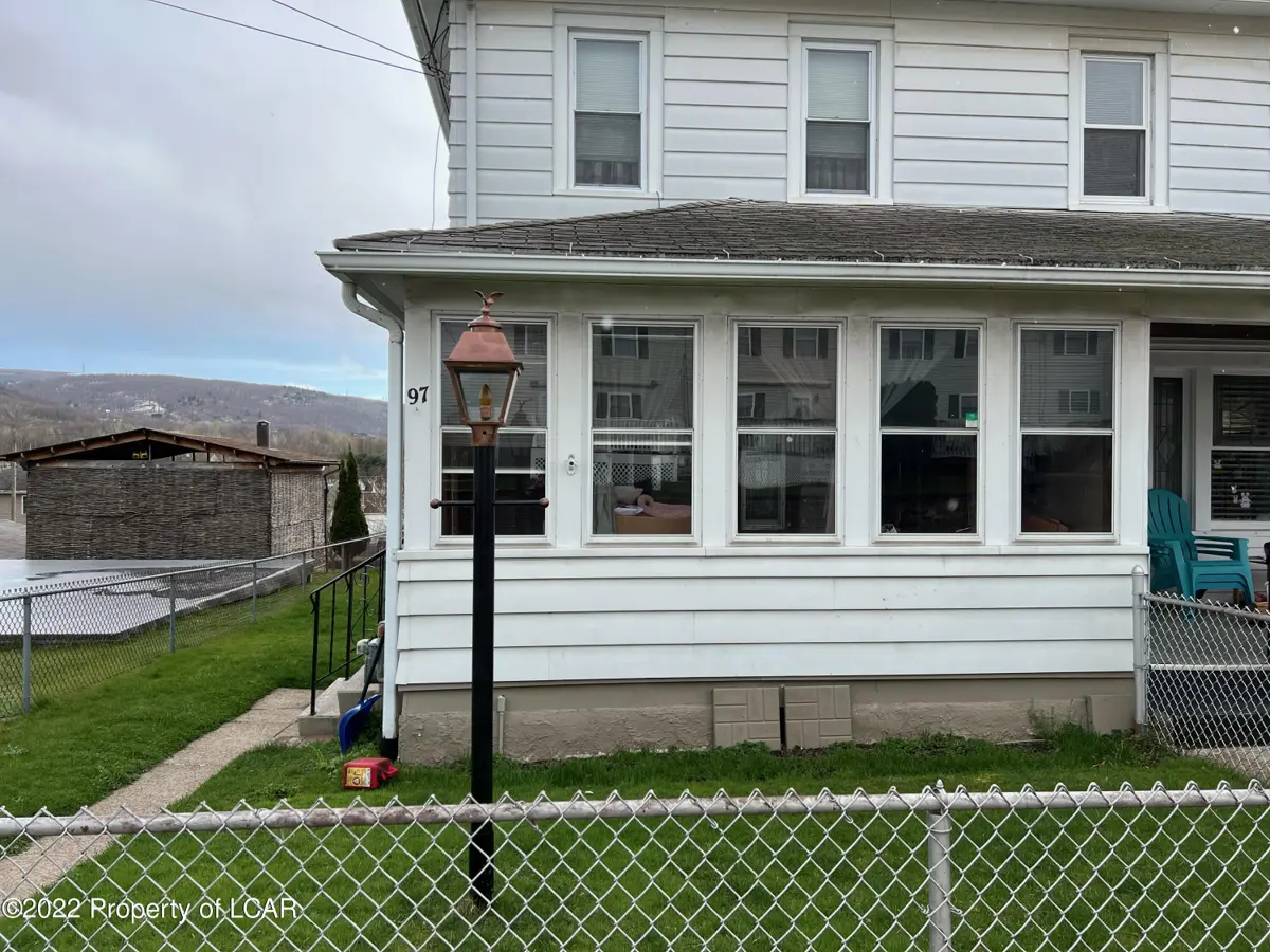 97 E Newport Street, Hanover Township in Hanover Township