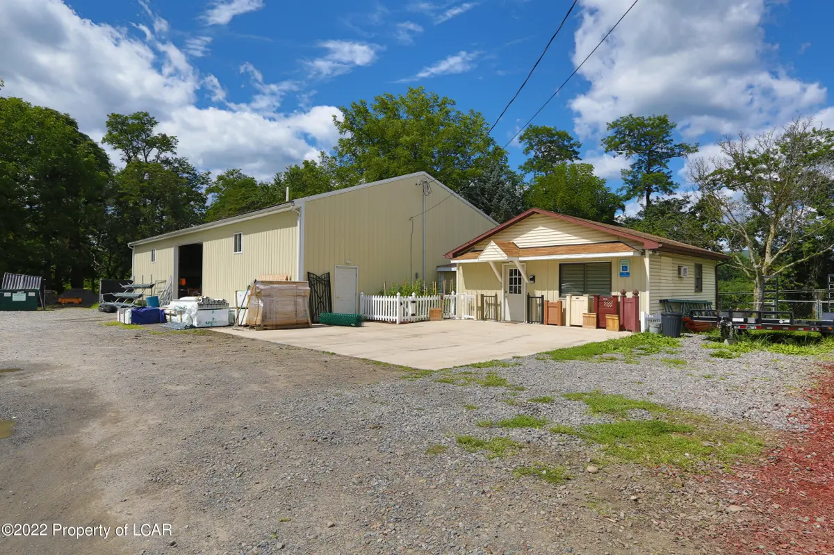 1750 River Road, Pittston in Pittston