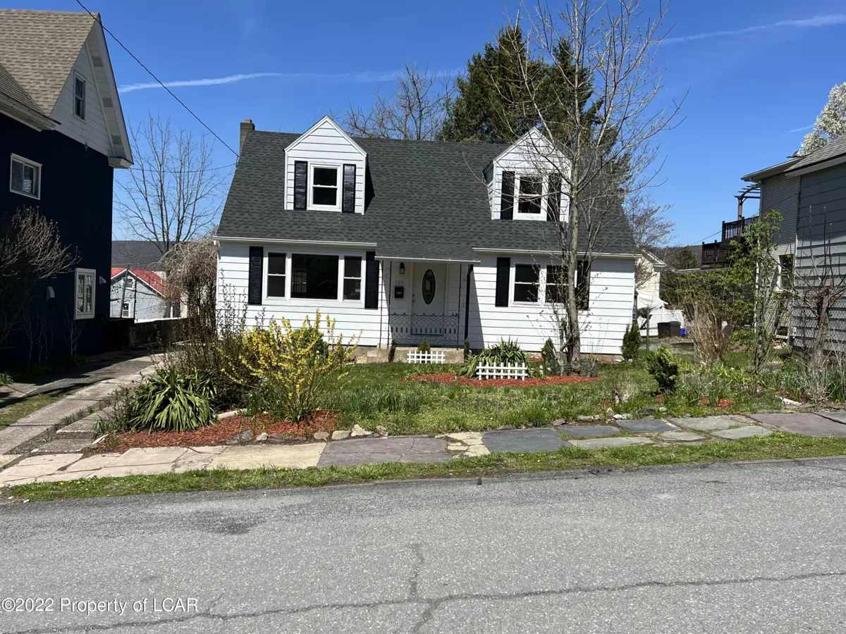 119 Center Street, Jim Thorpe in Jim Thorpe