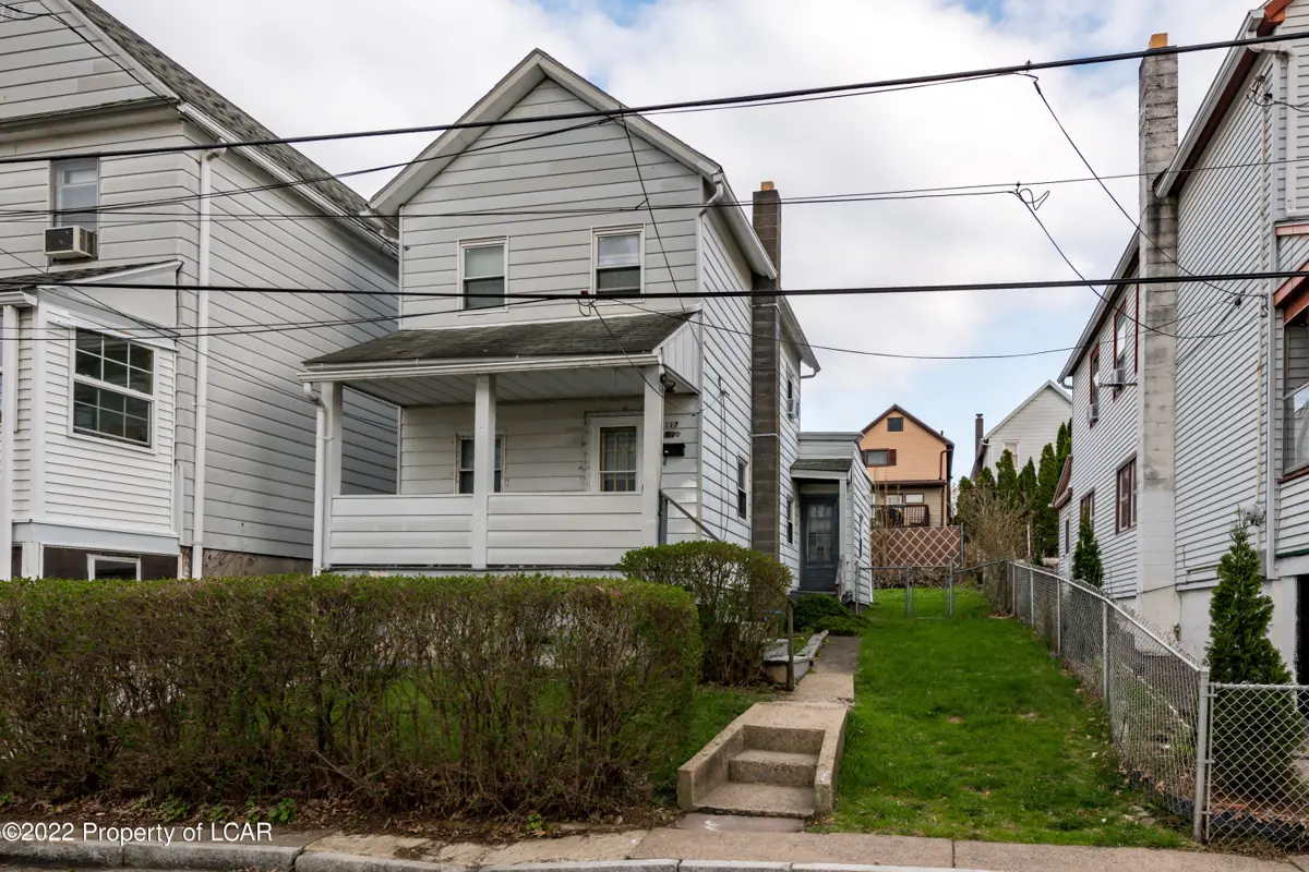117 Logan Street, Wilkes-Barre in Wilkes-Barre