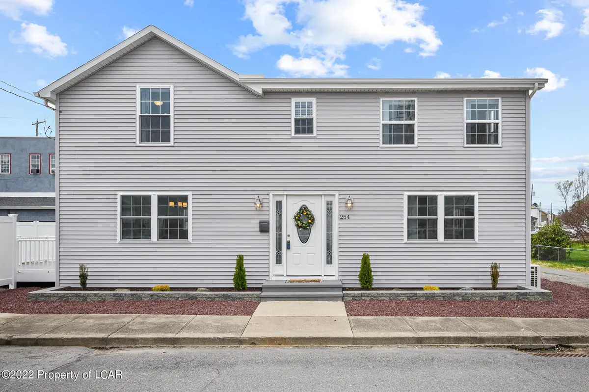 254 Swetland Street, Duryea in Duryea