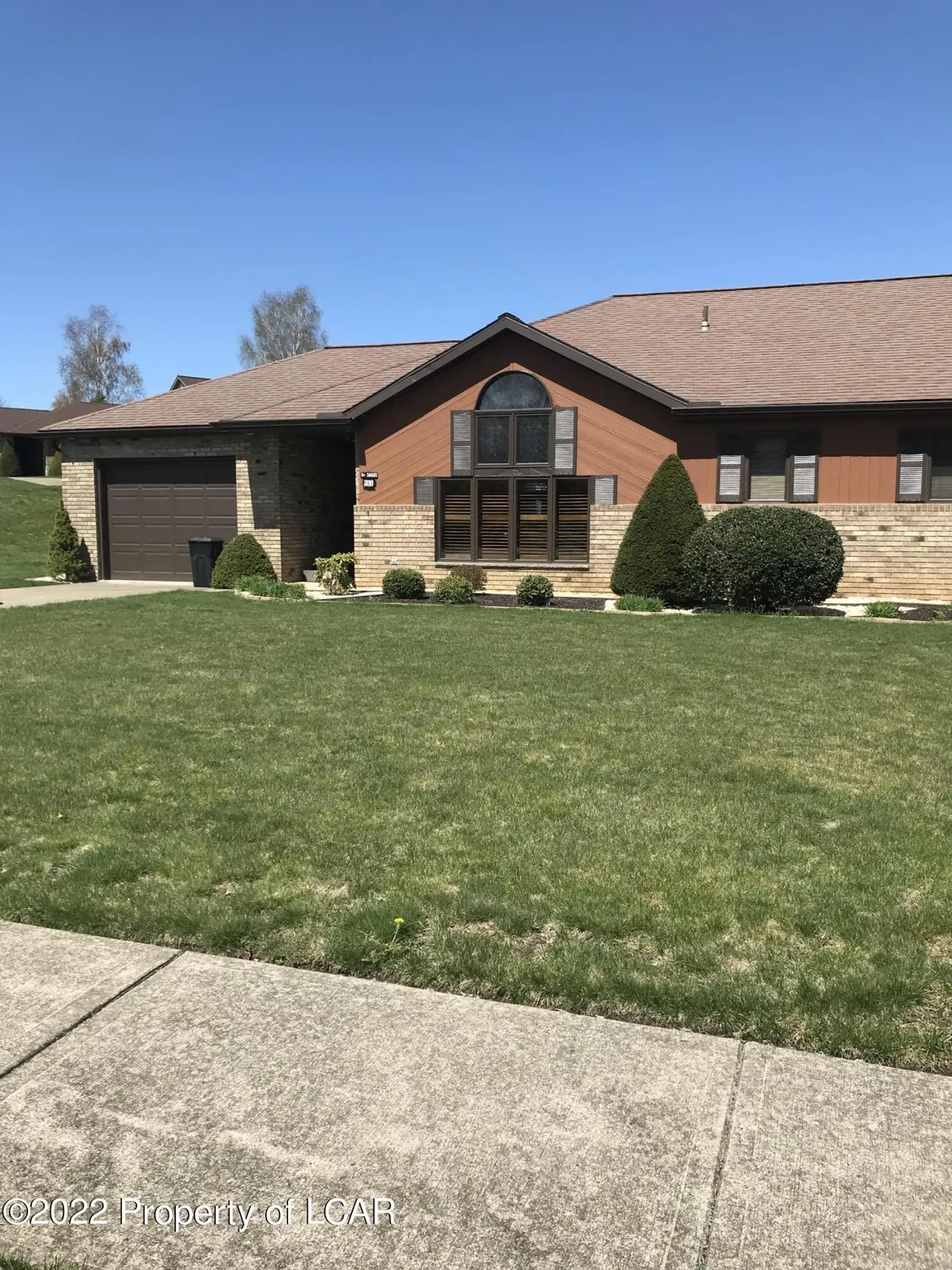 61 Countrywood Drive, Hanover Township in Hanover Township