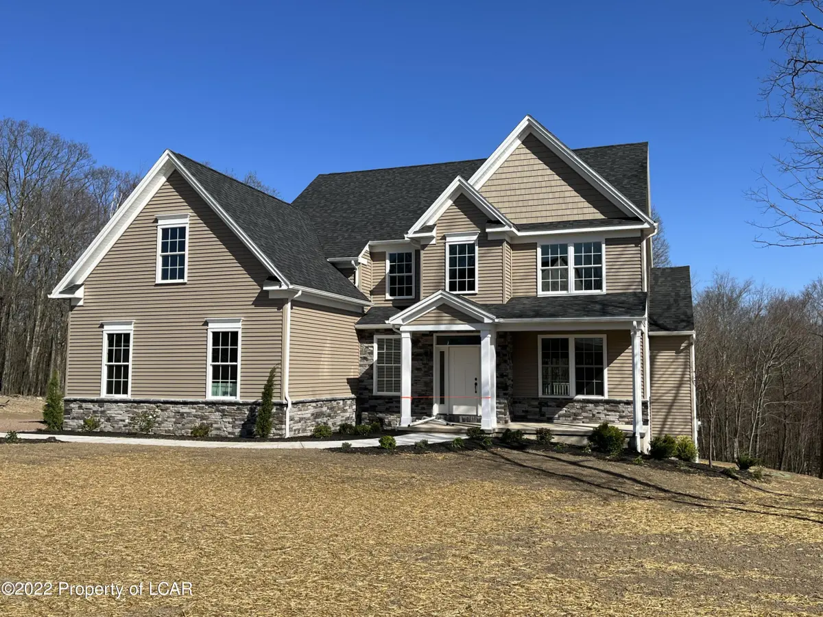 1198 Woodberry Drive, Mountain Top in Mountain Top