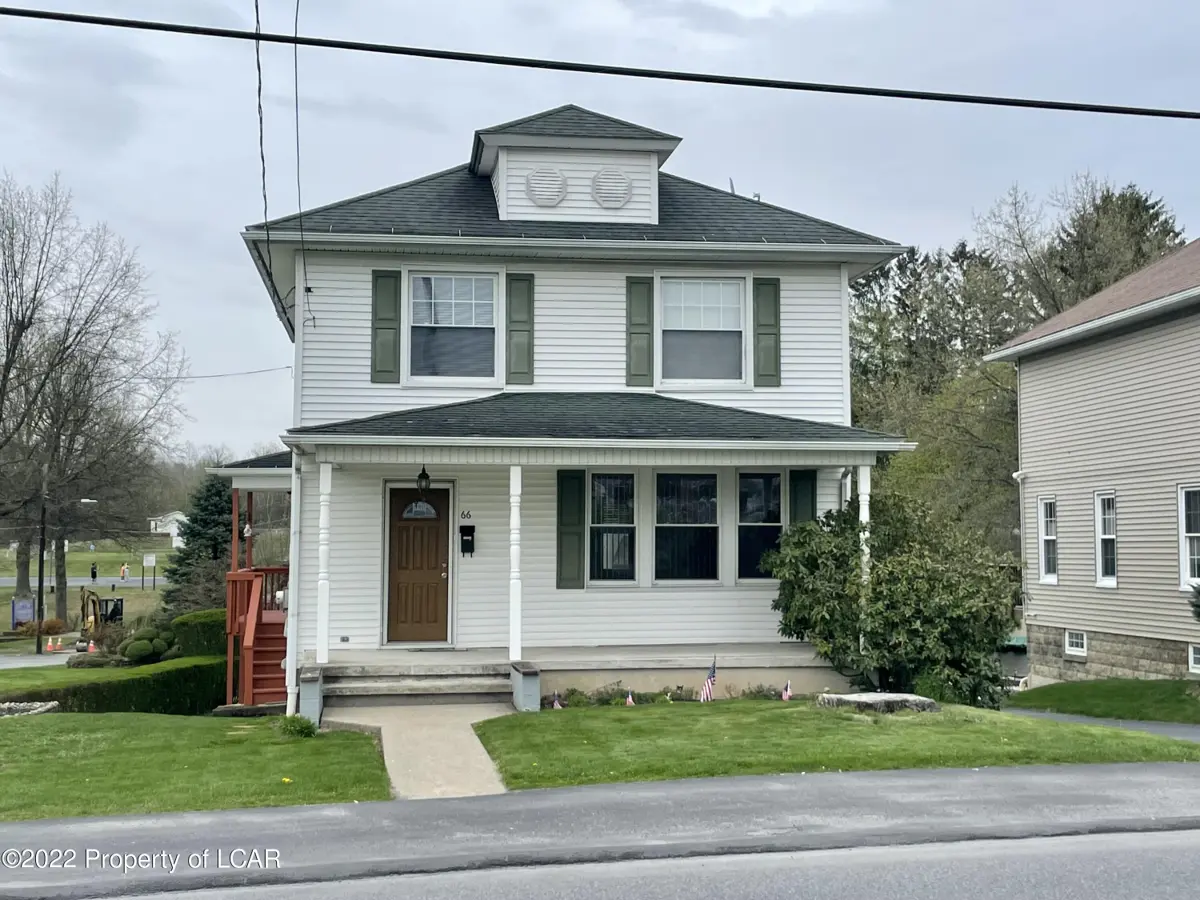 66 Center Street, Hughestown in Hughestown