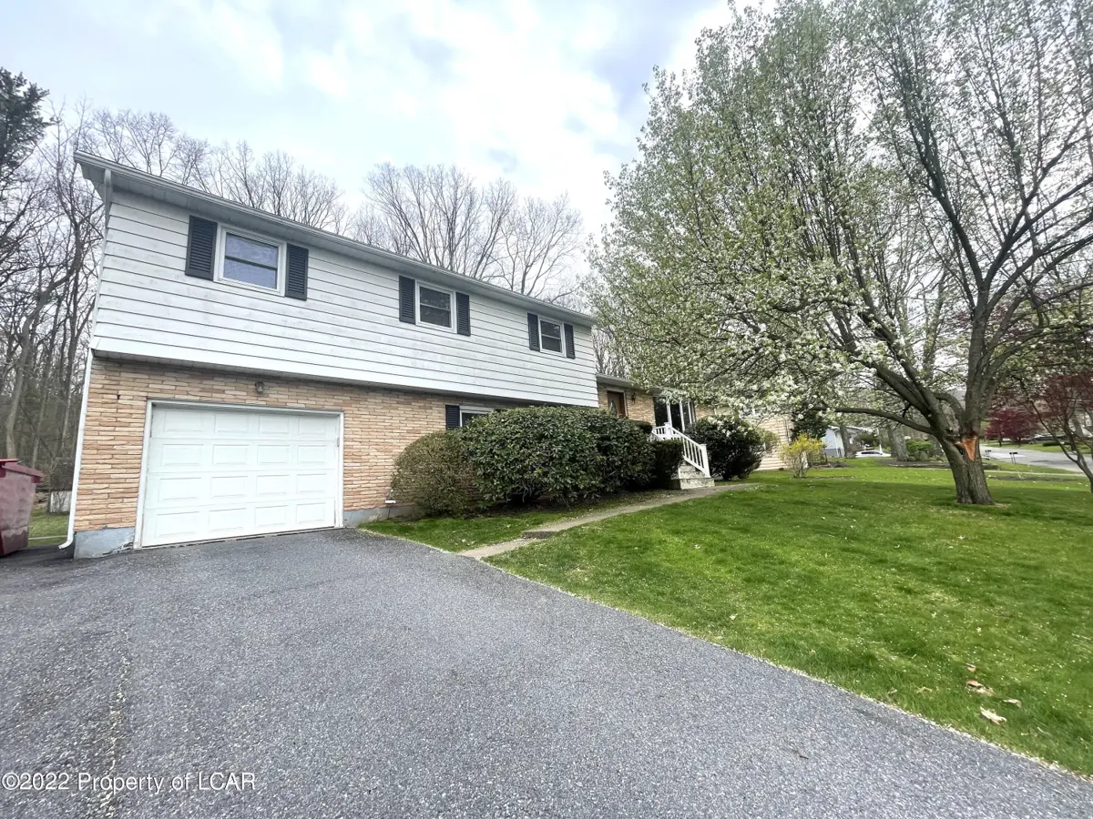 8 Old Forest Road, Sugarloaf in Sugarloaf
