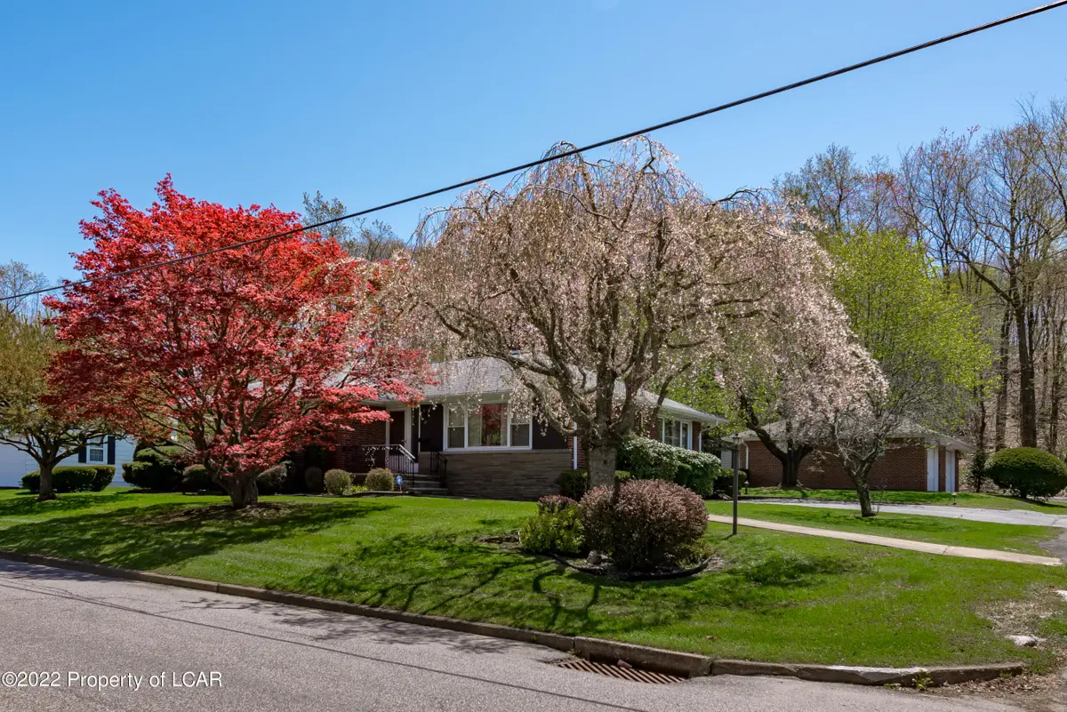 2 E 17th Street, Hazleton in Hazleton
