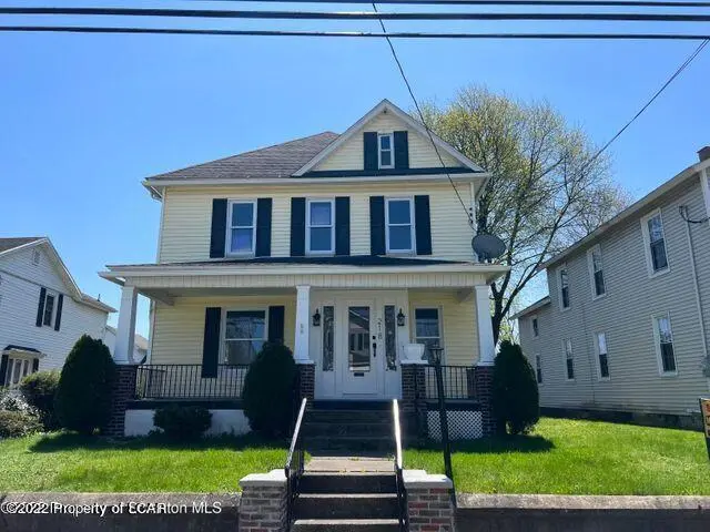 218 Main Street, Moosic in Moosic