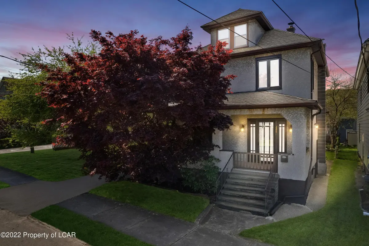 226 Damon Street, West Pittston in West Pittston