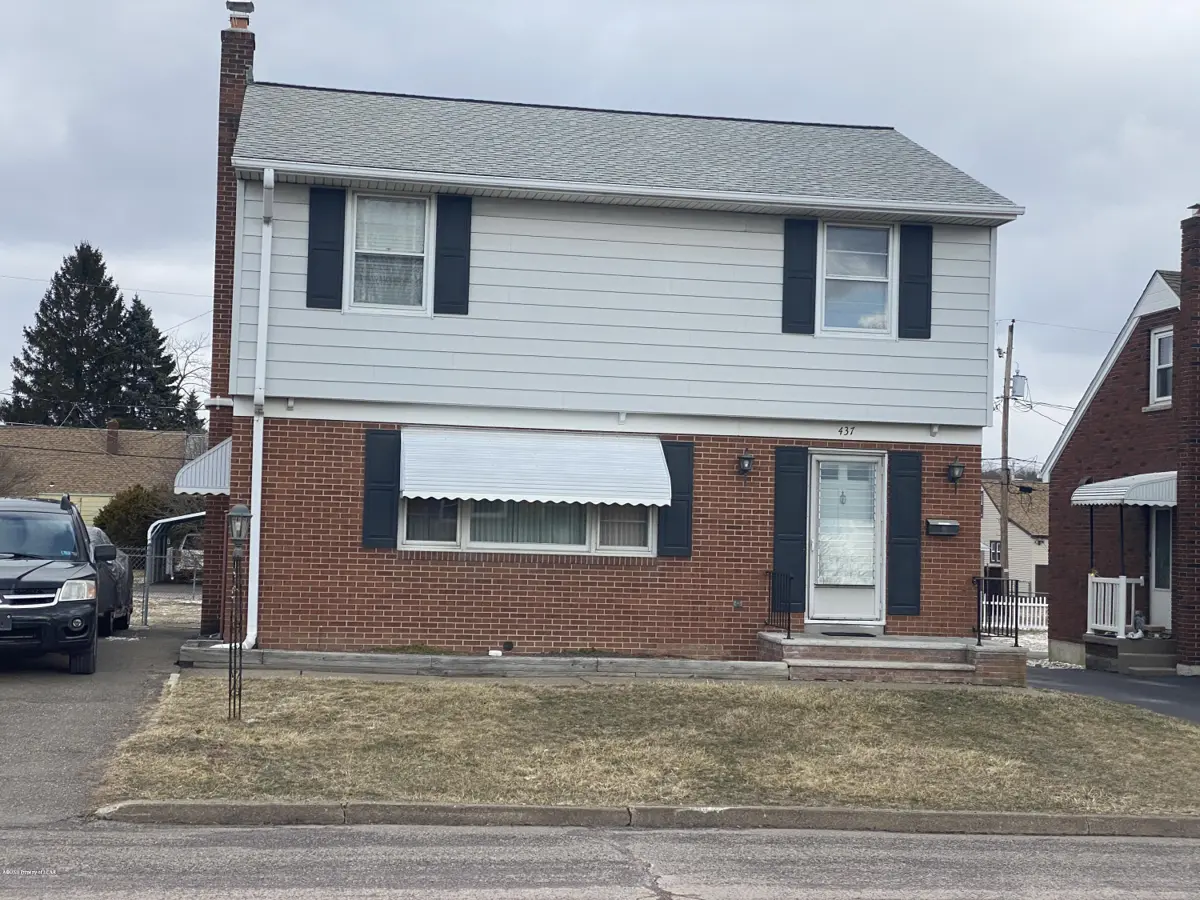 437 Berner Avenue, Hazleton in Hazleton