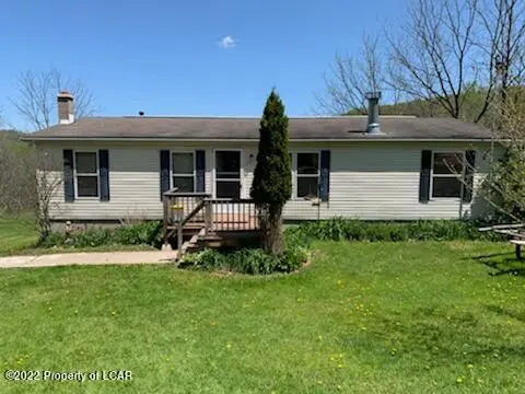 38 Race Lane, Monroe Township in Monroe Township