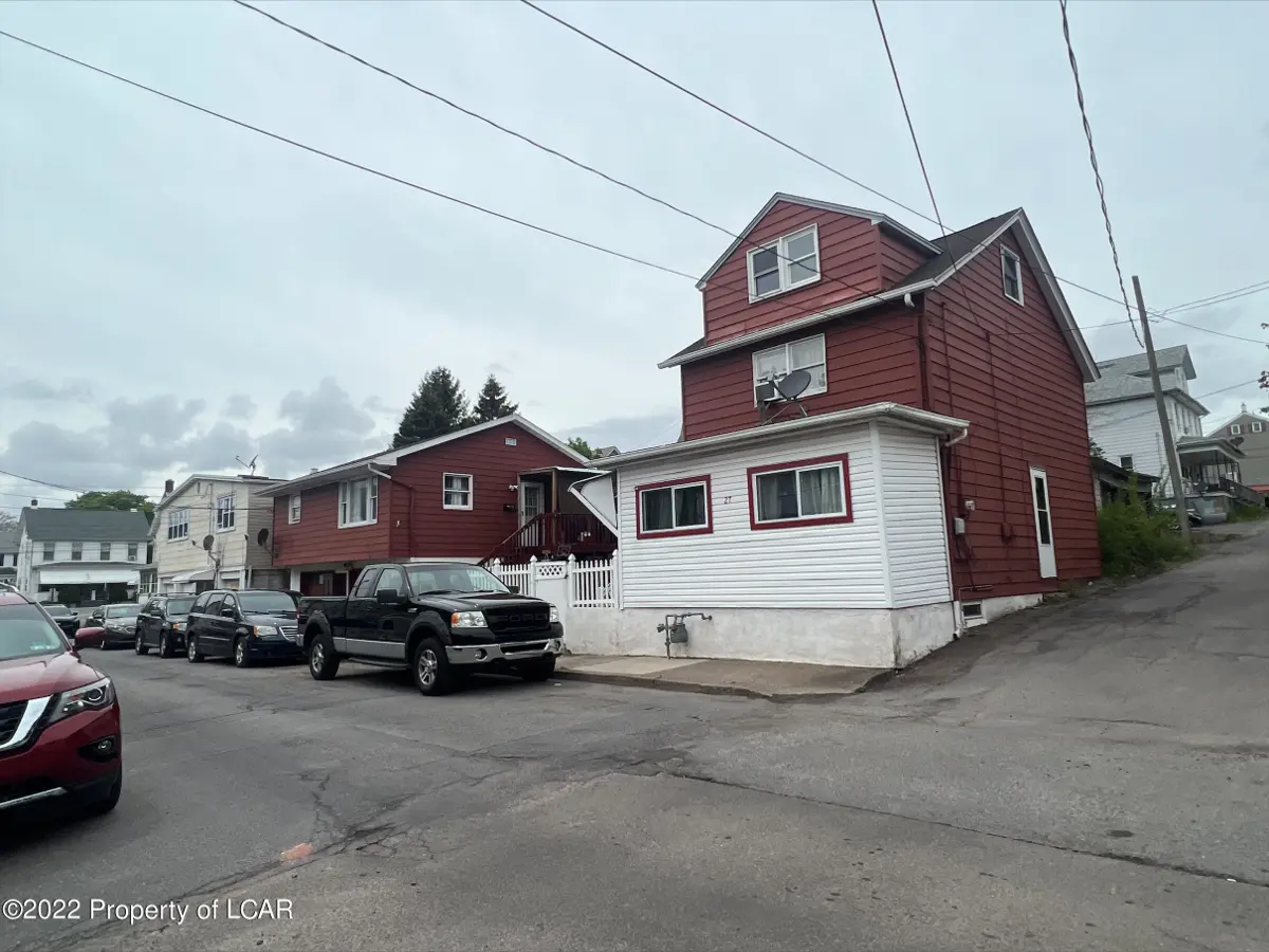 27 W 4th Street, Hazleton in Hazleton