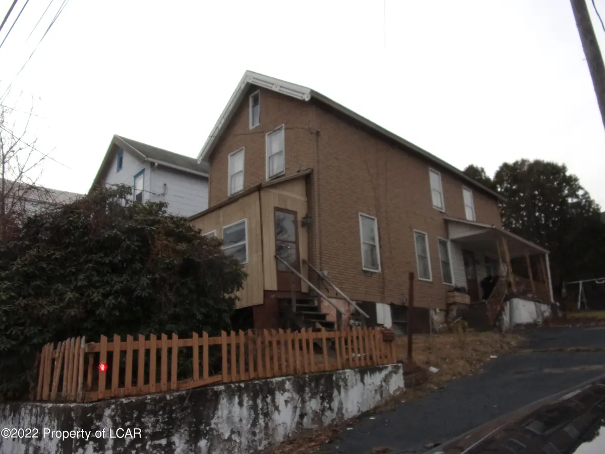 535 W State Street, Larksville in Larksville