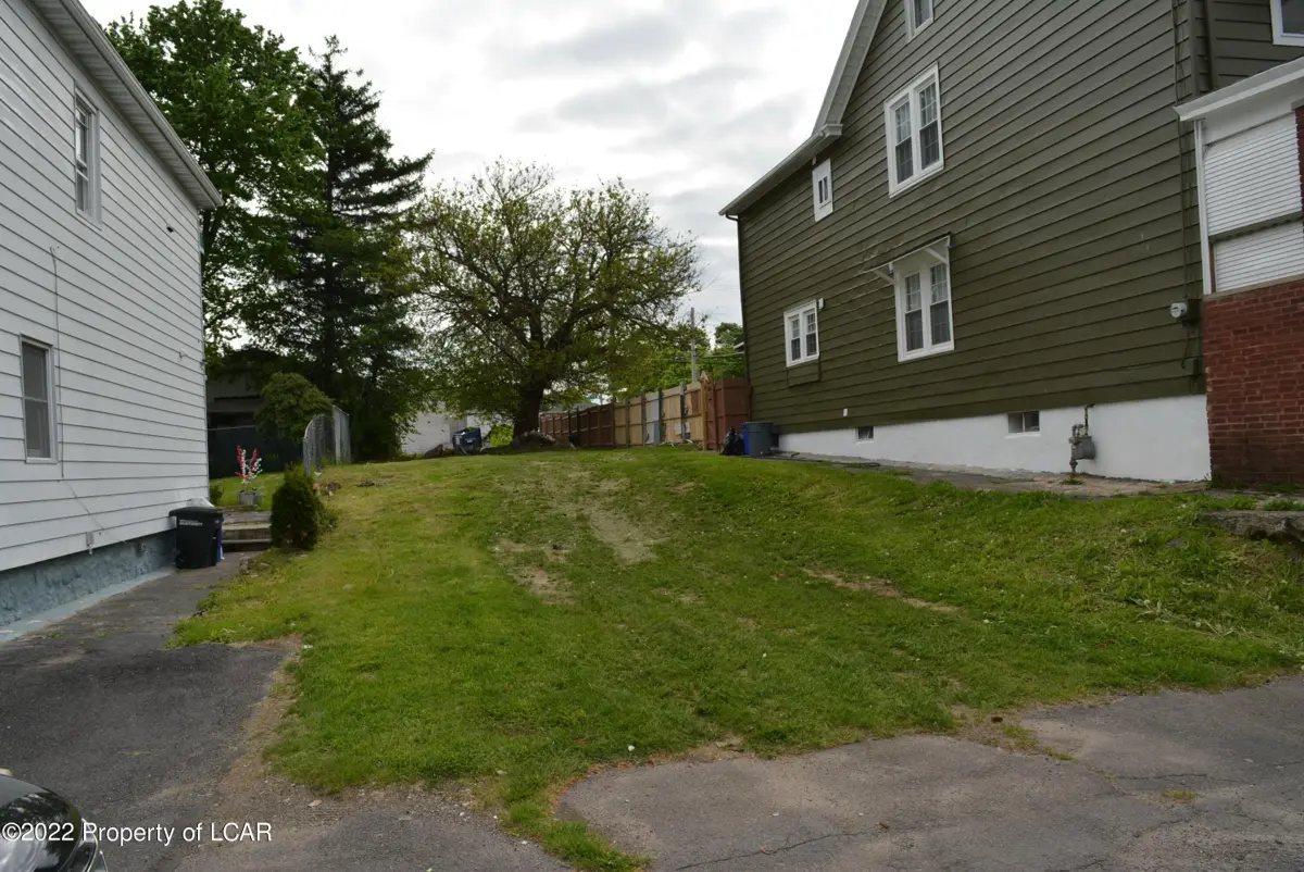 811 N Vine Street, Hazleton in Hazleton