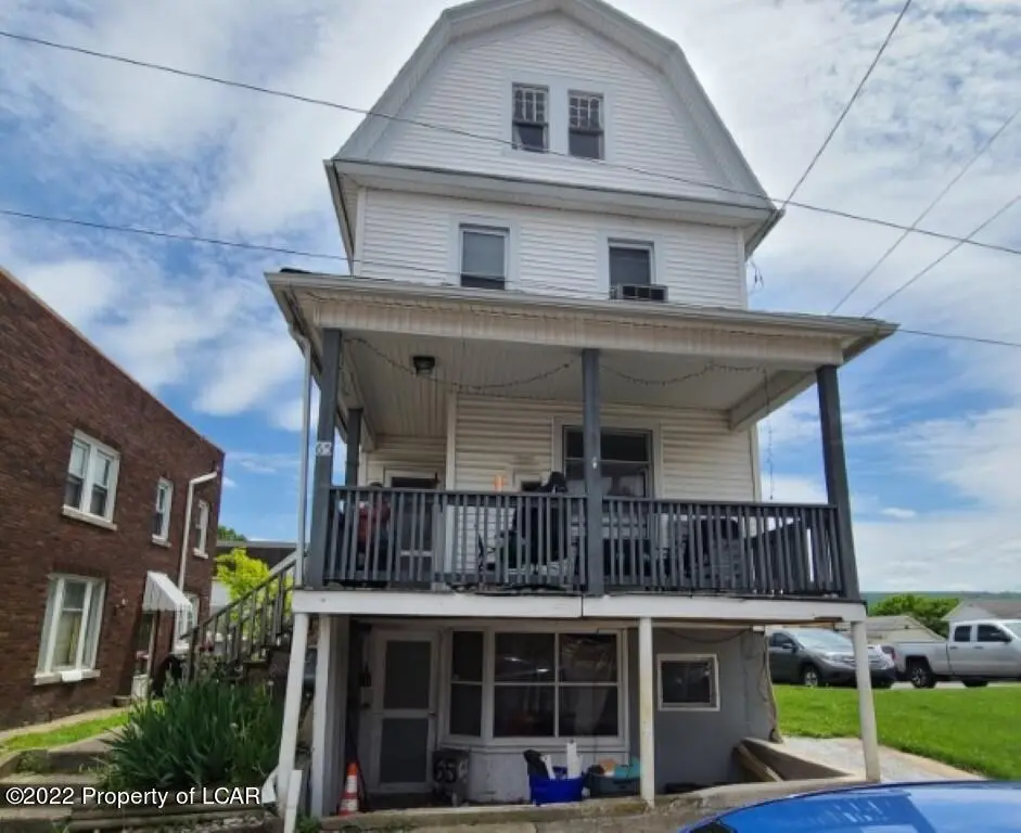 65 W Green Street, Nanticoke in Nanticoke